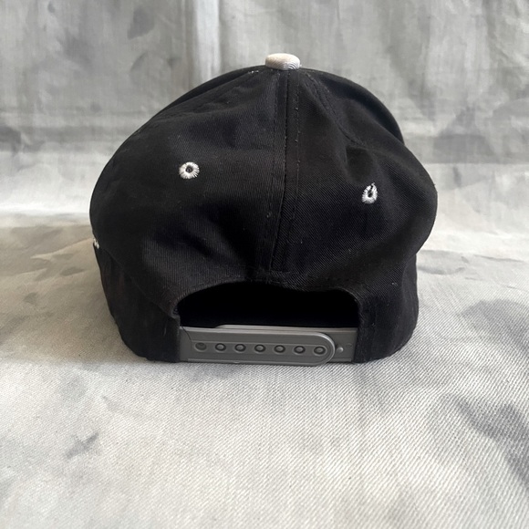 Vintage 90’s Los Angeles Raiders Snapback Hat - Picture 6 of 11